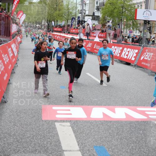 25.04.2026 - Das Zehntel Strokosch-Dieckow http://msf.ph/oto/9628712 25.04.2026 11:07:47 Ziel 5461, 6162, 6925, 6962, 6990, 7002, 7447, 7569, 7770, 7788, 8001 meine-sportfotos.de