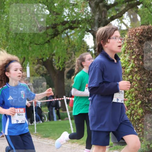 25.04.2026 - Das Zehntel Zöllner http://msf.ph/oto/9628716 25.04.2026 11:41:40 Laufen 10371, 1092 meine-sportfotos.de