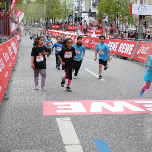 25.04.2026 - Das Zehntel Strokosch-Dieckow http://msf.ph/oto/9628722 25.04.2026 11:07:47 Ziel 5461, 6162, 6925, 6962, 6990, 7002, 7447, 7569, 7770, 7788, 8001 meine-sportfotos.de