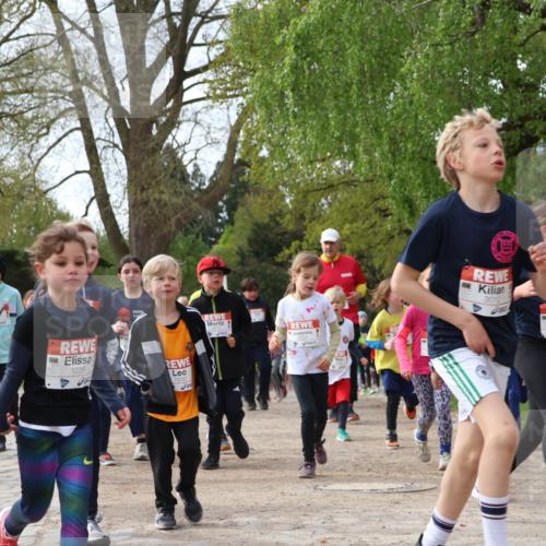 25.04.2026 - Das Zehntel Zöllner http://msf.ph/oto/9628729 25.04.2026 07:46:48 Laufen 1390, 1226, 1930, 3012 meine-sportfotos.de