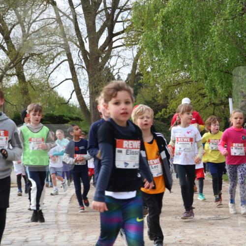 25.04.2026 - Das Zehntel Zöllner http://msf.ph/oto/9628757 25.04.2026 07:46:49 Laufen 1390 meine-sportfotos.de