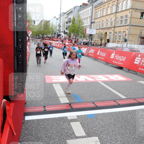 25.04.2026 - Das Zehntel Strokosch-Dieckow http://msf.ph/oto/9628765 25.04.2026 11:07:46 Ziel 5461, 6162, 6925, 6962, 6990, 7447, 7569, 7770, 7788, 8001 meine-sportfotos.de