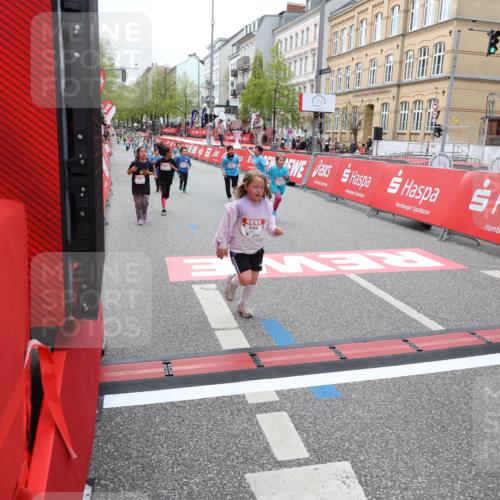 25.04.2026 - Das Zehntel Strokosch-Dieckow http://msf.ph/oto/9628770 25.04.2026 11:07:46 Ziel 5461, 6162, 6925, 6962, 6990, 7447, 7569, 7770, 7788, 8001 meine-sportfotos.de