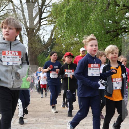 25.04.2026 - Das Zehntel Zöllner http://msf.ph/oto/9628782 25.04.2026 07:46:49 Laufen 1390, 1910, 1930 meine-sportfotos.de