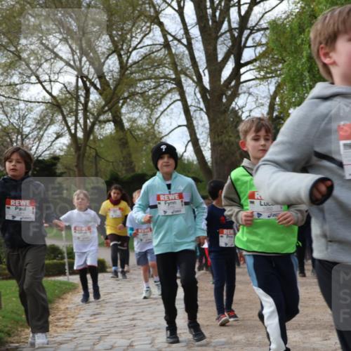 25.04.2026 - Das Zehntel Zöllner http://msf.ph/oto/9628798 25.04.2026 07:46:50 Laufen 64, 1350, 1390 meine-sportfotos.de