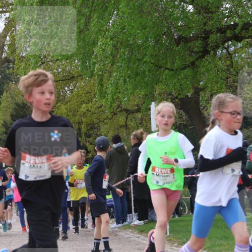 25.04.2026 - Das Zehntel Zöllner http://msf.ph/oto/9628800 25.04.2026 11:41:43 Laufen 11766, 10848, 11958 meine-sportfotos.de