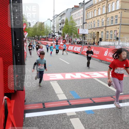 25.04.2026 - Das Zehntel Strokosch-Dieckow http://msf.ph/oto/9628804 25.04.2026 11:07:44 Ziel 5461, 5464, 5506, 6162, 6202, 7447, 7569, 7770, 8001 meine-sportfotos.de