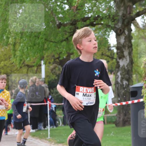 25.04.2026 - Das Zehntel Zöllner http://msf.ph/oto/9628807 25.04.2026 11:41:43 Laufen 11742, 11766 meine-sportfotos.de
