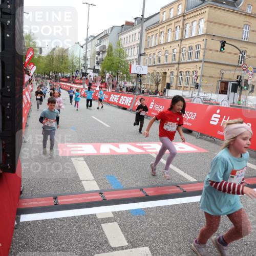 25.04.2026 - Das Zehntel Strokosch-Dieckow http://msf.ph/oto/9628819 25.04.2026 11:07:44 Ziel 5461, 5464, 5506, 6162, 6202, 7447, 7569, 7770, 8001 meine-sportfotos.de