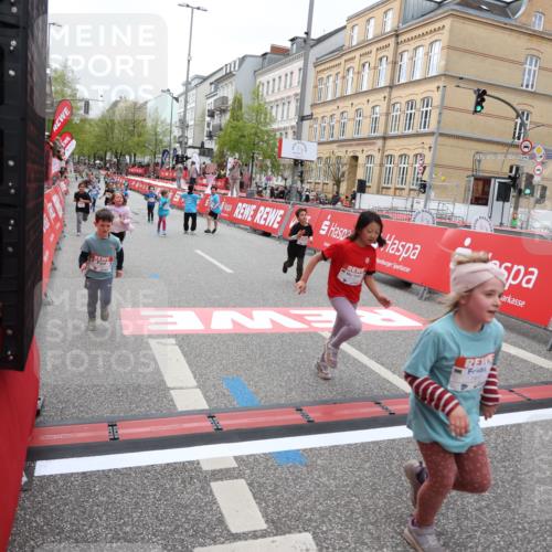 25.04.2026 - Das Zehntel Strokosch-Dieckow http://msf.ph/oto/9628825 25.04.2026 11:07:43 Ziel 5461, 5464, 5506, 6162, 6172, 6173, 6193, 6202, 6252, 7447, 7486, 7569, 7770, 8001 meine-sportfotos.de