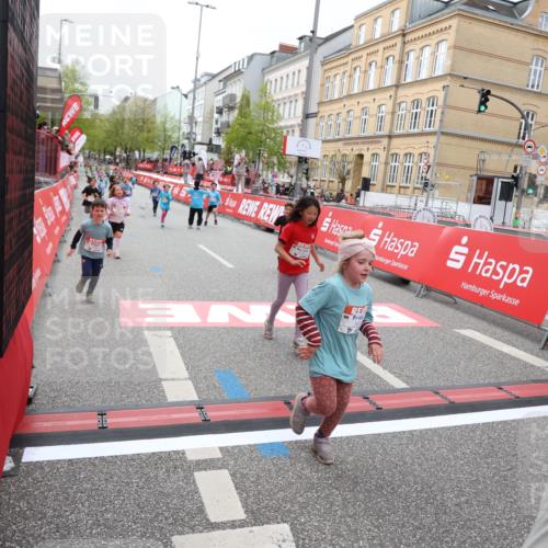 25.04.2026 - Das Zehntel Strokosch-Dieckow http://msf.ph/oto/9628840 25.04.2026 11:07:43 Ziel 5461, 5464, 5506, 6162, 6172, 6173, 6193, 6202, 6252, 7447, 7486, 7569, 7770, 8001 meine-sportfotos.de