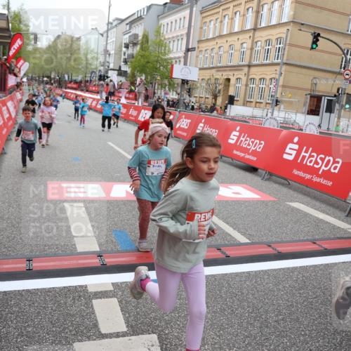 25.04.2026 - Das Zehntel Strokosch-Dieckow http://msf.ph/oto/9628858 25.04.2026 11:07:43 Ziel 5461, 5464, 5506, 6162, 6172, 6173, 6193, 6202, 6252, 7447, 7486, 7569, 7770, 8001 meine-sportfotos.de