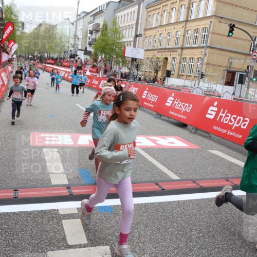 25.04.2026 - Das Zehntel Strokosch-Dieckow http://msf.ph/oto/9628862 25.04.2026 11:07:43 Ziel 5461, 5464, 5506, 6162, 6172, 6173, 6193, 6202, 6252, 7447, 7486, 7569, 7770, 8001 meine-sportfotos.de