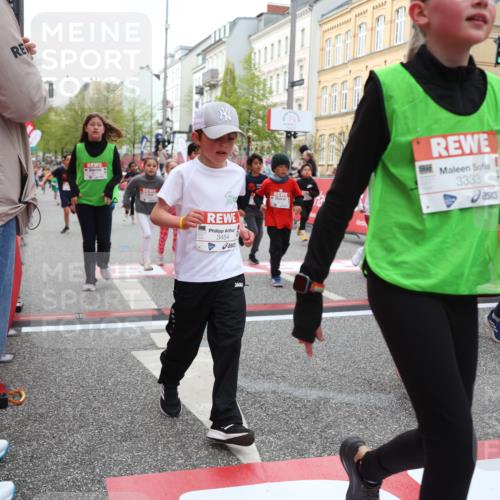 25.04.2026 - Das Zehntel Strokosch-Dieckow http://msf.ph/oto/9628872 25.04.2026 09:02:21 Ziel 1203, 1205, 1753, 1871, 1891, 1910, 1930, 1979, 1983, 2369, 2533, 2572, 2841, 2849, 2872, 2988, 2991, 3333, 3334, 3454, 3513, 3542, 3790, 3868 meine-sportfotos.de