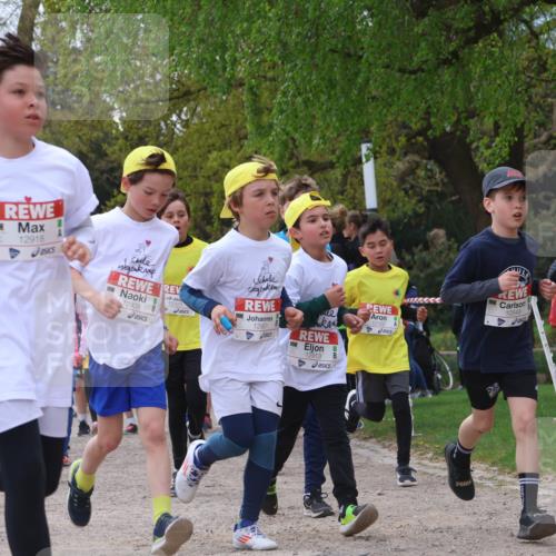 25.04.2026 - Das Zehntel Zöllner http://msf.ph/oto/9628875 25.04.2026 11:41:45 Laufen 1938, 12918, 12323, 12909, 12901, 12322, 12913, 10549 meine-sportfotos.de