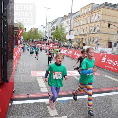 25.04.2026 - Das Zehntel Strokosch-Dieckow http://msf.ph/oto/9628879 25.04.2026 11:04:28 Ziel 5630, 5645, 5945, 5948, 5971, 6460, 6466, 6567, 6593, 6664, 7064, 7087, 7117, 7237, 7273, 7345, 7994 meine-sportfotos.de