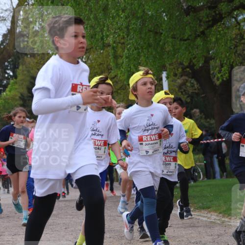 25.04.2026 - Das Zehntel Zöllner http://msf.ph/oto/9628881 25.04.2026 11:41:45 Laufen 11938, 09, 12901, 12913, 10549 meine-sportfotos.de