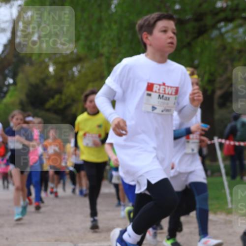 25.04.2026 - Das Zehntel Zöllner http://msf.ph/oto/9628890 25.04.2026 11:41:45 Laufen 12918 meine-sportfotos.de