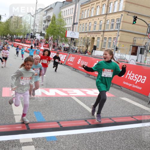 25.04.2026 - Das Zehntel Strokosch-Dieckow http://msf.ph/oto/9628897 25.04.2026 11:07:42 Ziel 5464, 5506, 5766, 6162, 6172, 6173, 6193, 6202, 6252, 6276, 7447, 7486, 7569, 7770 meine-sportfotos.de