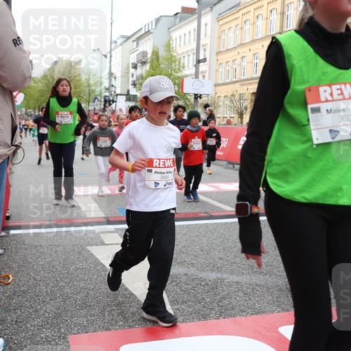 25.04.2026 - Das Zehntel Strokosch-Dieckow http://msf.ph/oto/9628908 25.04.2026 09:02:21 Ziel 1203, 1205, 1753, 1871, 1891, 1910, 1930, 1979, 1983, 2369, 2533, 2572, 2841, 2849, 2872, 2988, 2991, 3333, 3334, 3454, 3513, 3542, 3790, 3868 meine-sportfotos.de