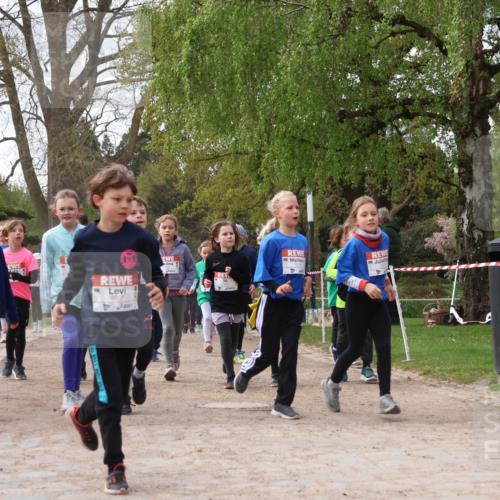 25.04.2026 - Das Zehntel Zöllner http://msf.ph/oto/9628912 25.04.2026 07:46:54 Laufen 3007 meine-sportfotos.de