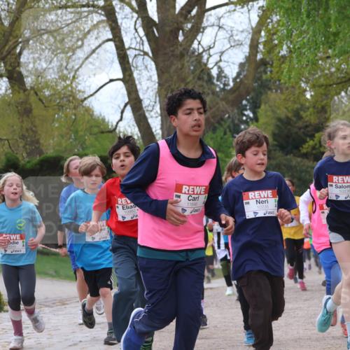 25.04.2026 - Das Zehntel Zöllner http://msf.ph/oto/9628917 25.04.2026 11:41:47 Laufen 1349, 10982, 11646, 10235, 10236 meine-sportfotos.de
