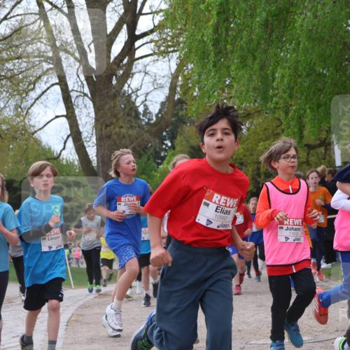 25.04.2026 - Das Zehntel Zöllner http://msf.ph/oto/9628950 25.04.2026 11:41:48 Laufen 11349, 10982, 11639, 10235 meine-sportfotos.de