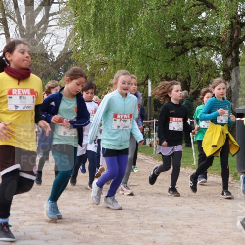 25.04.2026 - Das Zehntel Zöllner http://msf.ph/oto/9628954 25.04.2026 07:46:56 Laufen 1602, 621, 1637, 3014 meine-sportfotos.de