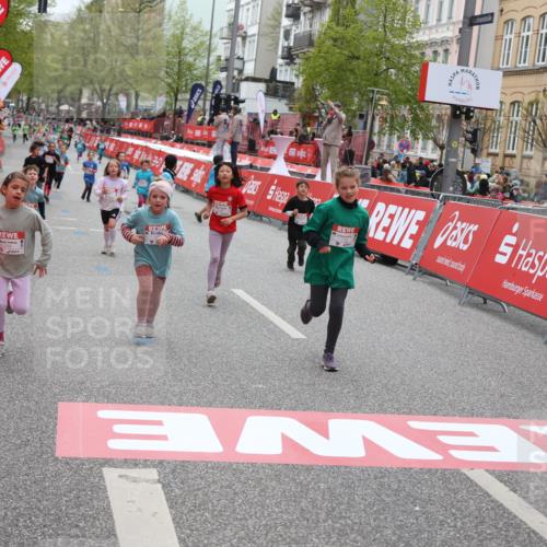 25.04.2026 - Das Zehntel Strokosch-Dieckow http://msf.ph/oto/9628956 25.04.2026 11:07:41 Ziel 5464, 5506, 5766, 6162, 6172, 6173, 6193, 6202, 6252, 6273, 6276, 6830, 7447, 7486, 7770 meine-sportfotos.de