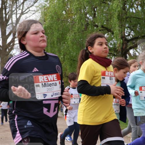 25.04.2026 - Das Zehntel Zöllner http://msf.ph/oto/9628982 25.04.2026 07:46:57 Laufen 2272, 2657, 1602, 1621, 1637 meine-sportfotos.de