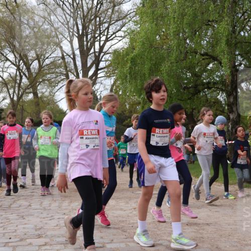 25.04.2026 - Das Zehntel Zöllner http://msf.ph/oto/9629038 25.04.2026 07:46:58 Laufen 2287, 2272 meine-sportfotos.de