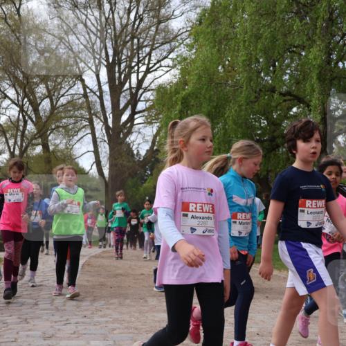 25.04.2026 - Das Zehntel Zöllner http://msf.ph/oto/9629053 25.04.2026 07:46:59 Laufen 2287, 1068, 2272 meine-sportfotos.de