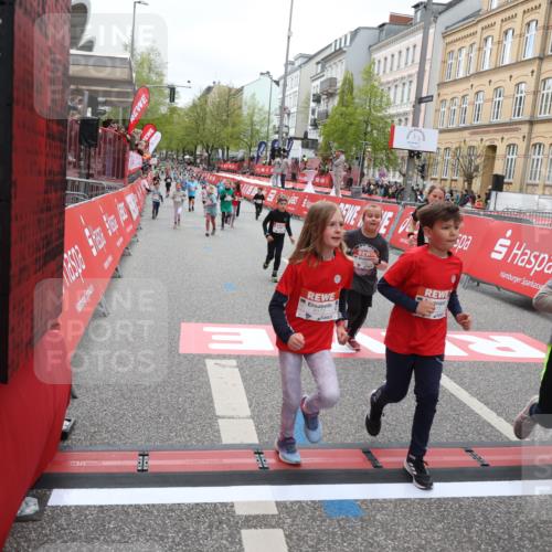 25.04.2026 - Das Zehntel Strokosch-Dieckow http://msf.ph/oto/9629060 25.04.2026 11:07:37 Ziel 5464, 5506, 5766, 6172, 6173, 6193, 6202, 6239, 6252, 6273, 6276, 6830, 7486, 7490 meine-sportfotos.de