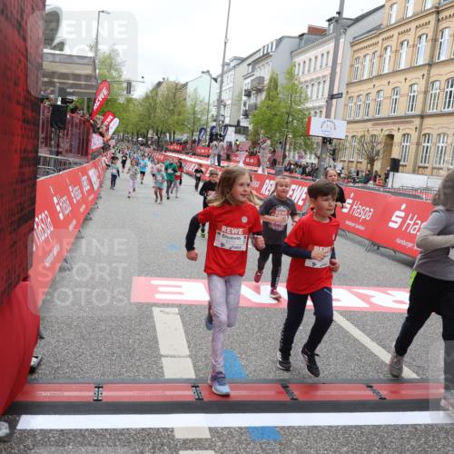 25.04.2026 - Das Zehntel Strokosch-Dieckow http://msf.ph/oto/9629073 25.04.2026 11:07:37 Ziel 5464, 5506, 5766, 6172, 6173, 6193, 6202, 6239, 6252, 6273, 6276, 6830, 7486, 7490 meine-sportfotos.de