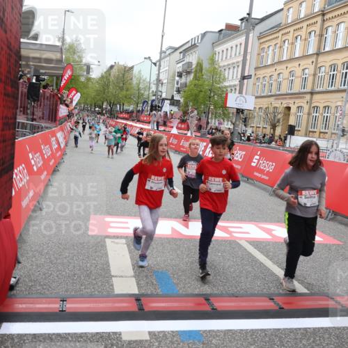 25.04.2026 - Das Zehntel Strokosch-Dieckow http://msf.ph/oto/9629083 25.04.2026 11:07:37 Ziel 5464, 5506, 5766, 6172, 6173, 6193, 6202, 6239, 6252, 6273, 6276, 6830, 7486, 7490 meine-sportfotos.de