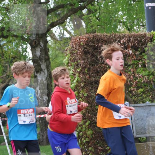 25.04.2026 - Das Zehntel Zöllner http://msf.ph/oto/9629091 25.04.2026 11:41:51 Laufen 11813, 11325, 10408, 50, 10 meine-sportfotos.de