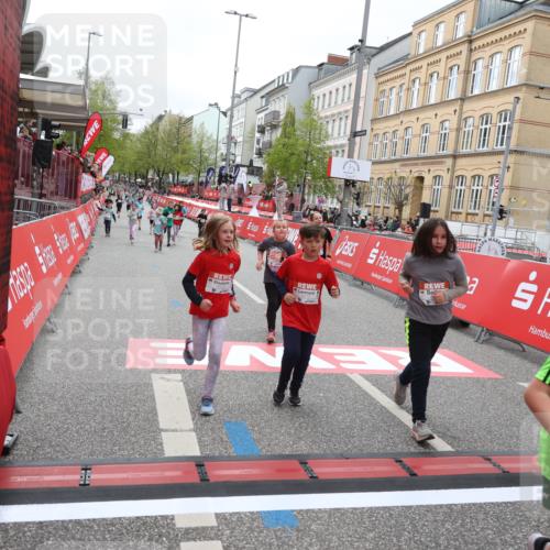 25.04.2026 - Das Zehntel Strokosch-Dieckow http://msf.ph/oto/9629092 25.04.2026 11:07:37 Ziel 5464, 5506, 5766, 6172, 6173, 6193, 6202, 6239, 6252, 6273, 6276, 6830, 7486, 7490 meine-sportfotos.de