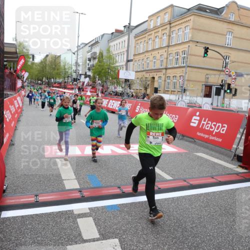 25.04.2026 - Das Zehntel Strokosch-Dieckow http://msf.ph/oto/9629103 25.04.2026 11:04:27 Ziel 5630, 5645, 5945, 5948, 5971, 6460, 6466, 6567, 6593, 6664, 7064, 7087, 7117, 7237, 7994 meine-sportfotos.de