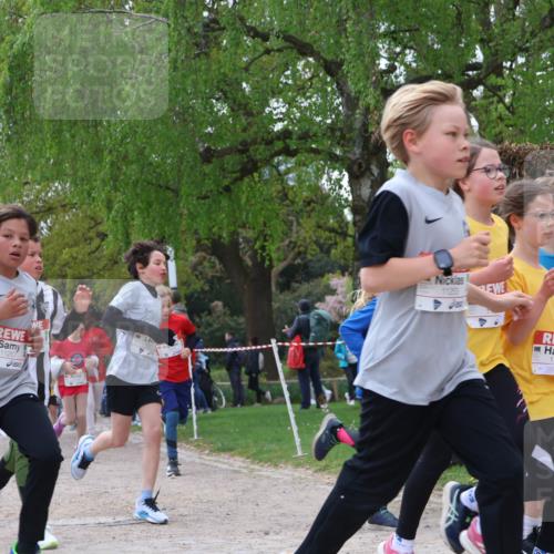 25.04.2026 - Das Zehntel Zöllner http://msf.ph/oto/9629106 25.04.2026 11:41:52 Laufen 11257, 250, 11253, 11813 meine-sportfotos.de