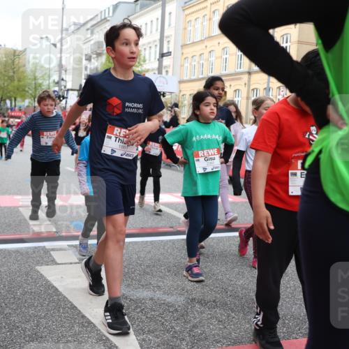 25.04.2026 - Das Zehntel Strokosch-Dieckow http://msf.ph/oto/9629115 25.04.2026 09:02:25 Ziel 1203, 1205, 1231, 1861, 1863, 1871, 1958, 1979, 1983, 2250, 2369, 2533, 2572, 2661, 2735, 2784, 2841, 2849, 2872, 3333, 3334, 3454, 3513, 3542, 3729, 3790, 3868, 3872, 3876, 3929 meine-sportfotos.de
