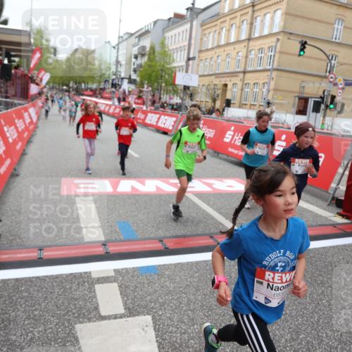 25.04.2026 - Das Zehntel Strokosch-Dieckow http://msf.ph/oto/9629137 25.04.2026 11:07:36 Ziel 5506, 5766, 6172, 6173, 6193, 6202, 6239, 6252, 6273, 6276, 6830, 7486, 7490 meine-sportfotos.de