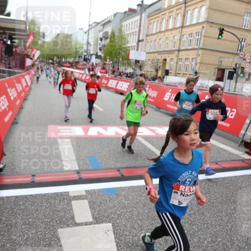 25.04.2026 - Das Zehntel Strokosch-Dieckow http://msf.ph/oto/9629140 25.04.2026 11:07:36 Ziel 5506, 5766, 6172, 6173, 6193, 6202, 6239, 6252, 6273, 6276, 6830, 7486, 7490 meine-sportfotos.de