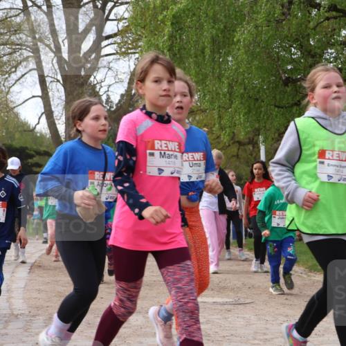 25.04.2026 - Das Zehntel Zöllner http://msf.ph/oto/9629144 25.04.2026 07:47:01 Laufen 231, 1418, 2144, 1454, 1414 meine-sportfotos.de