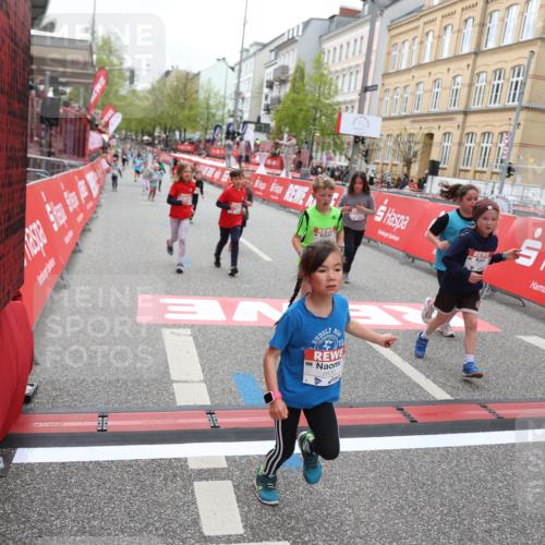25.04.2026 - Das Zehntel Strokosch-Dieckow http://msf.ph/oto/9629159 25.04.2026 11:07:36 Ziel 5506, 5766, 6172, 6173, 6193, 6202, 6239, 6252, 6273, 6276, 6830, 7486, 7490 meine-sportfotos.de