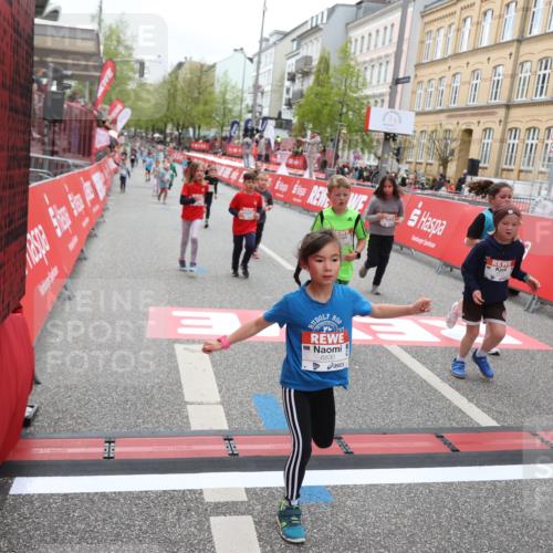 25.04.2026 - Das Zehntel Strokosch-Dieckow http://msf.ph/oto/9629168 25.04.2026 11:07:35 Ziel 5766, 6172, 6173, 6193, 6239, 6252, 6273, 6276, 6830, 7486, 7490, 7743 meine-sportfotos.de
