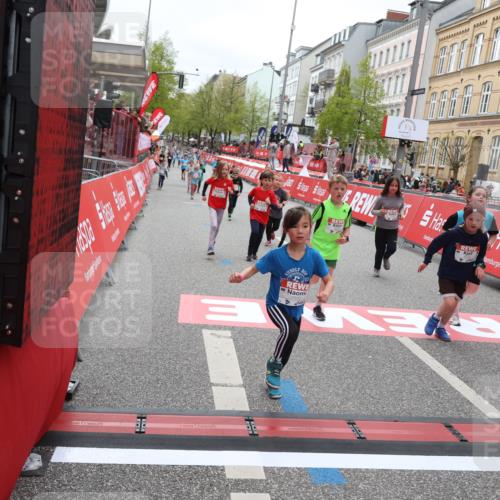 25.04.2026 - Das Zehntel Strokosch-Dieckow http://msf.ph/oto/9629187 25.04.2026 11:07:35 Ziel 5766, 6172, 6173, 6193, 6239, 6252, 6273, 6276, 6830, 7486, 7490, 7743 meine-sportfotos.de