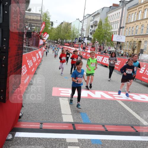 25.04.2026 - Das Zehntel Strokosch-Dieckow http://msf.ph/oto/9629197 25.04.2026 11:07:35 Ziel 5766, 6172, 6173, 6193, 6239, 6252, 6273, 6276, 6830, 7486, 7490, 7743 meine-sportfotos.de