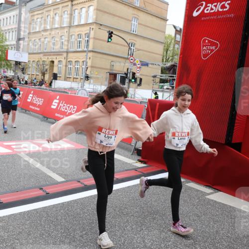 25.04.2026 - Das Zehntel Strokosch-Dieckow http://msf.ph/oto/9629215 25.04.2026 11:07:34 Ziel 5611, 5631, 5766, 6239, 6273, 6276, 6830, 7490, 7743 meine-sportfotos.de