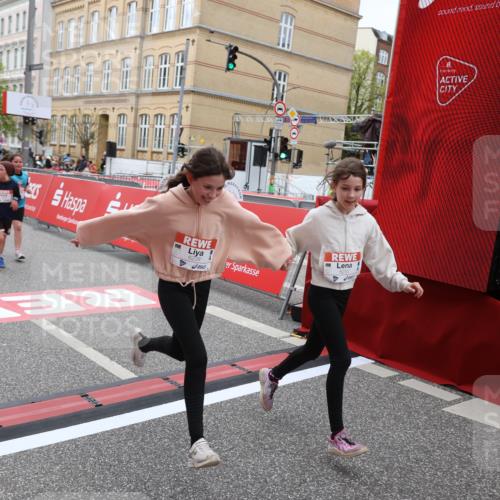 25.04.2026 - Das Zehntel Strokosch-Dieckow http://msf.ph/oto/9629221 25.04.2026 11:07:34 Ziel 5611, 5631, 5766, 6239, 6273, 6276, 6830, 7490, 7743 meine-sportfotos.de