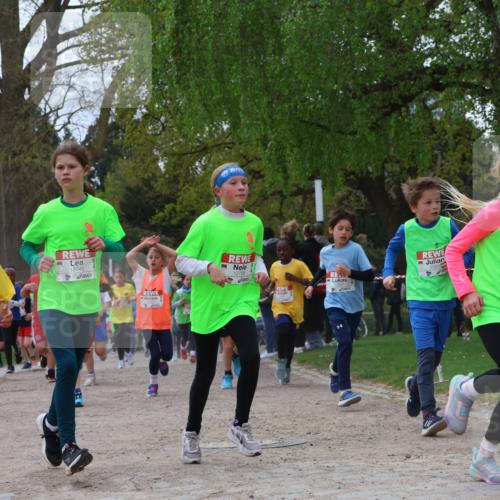 25.04.2026 - Das Zehntel Zöllner http://msf.ph/oto/9629226 25.04.2026 11:41:56 Laufen 1, 12264, 12748, 12796, 11030 meine-sportfotos.de